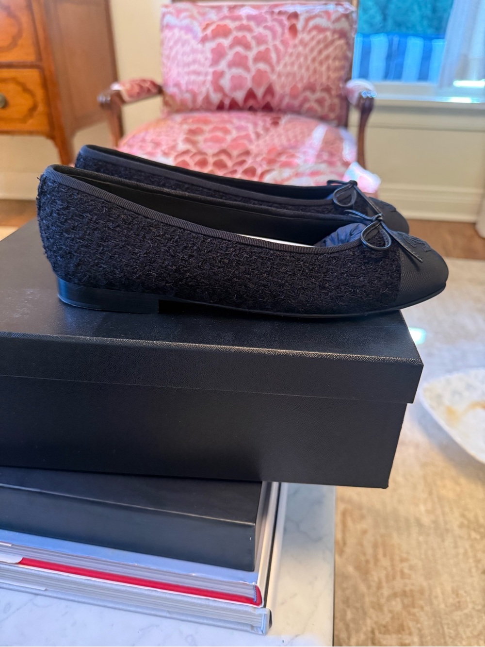 CHANEL Black Tweed 38.5 - Picture 2 of 7